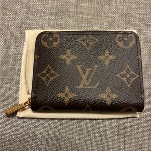 Louis Vuitton Zippy Coin Purse Monogram New